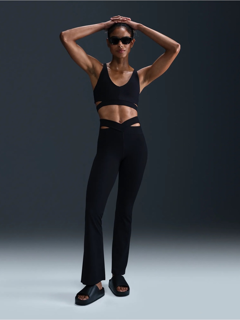 NIKE • Matching Zenvy Ribbed V-Neck Cutout Sports Bra & Leggings Workout Set
